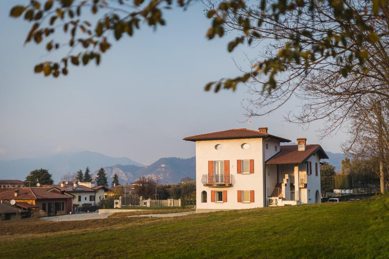 Villa Agreste In Franciacorta Passirano Bagian luar foto